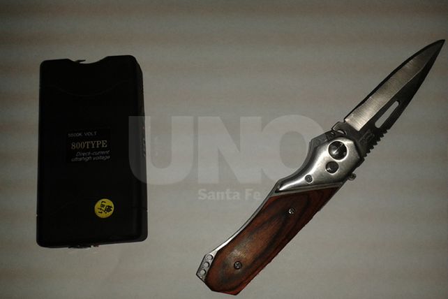 Detuvieron a un hombre con un picana y una navaja frente a la terminal
