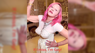Madonna develó en su cuenta de Tik Tok que es gay (via @madonna en Tik Tok)
