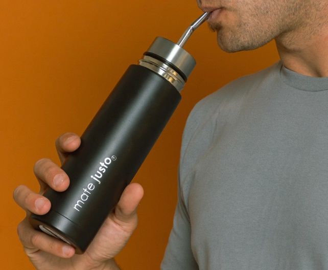 Mate Justo ofrece distintos colores de automate en acero inoxidable.