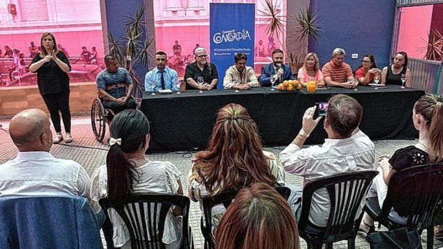 Quedó presentada la prueba atlética más popular que tiene Concordia y se realizará el próximo sábado.