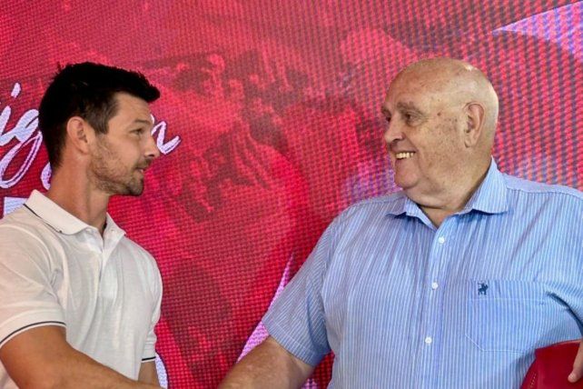 Tanto el presidente de Unión Luis Spahn como el director deportivo Santiago Zurbriggen no se apuran en la búsqueda de un volante central.