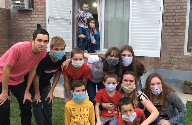 Ciro volvi&oacute; a casa y as&iacute; lo recibieron