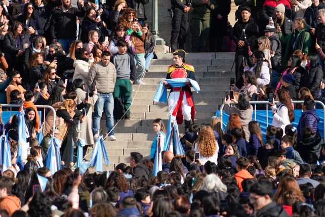 Manuel Belgrano hizo una entrada triunfal.