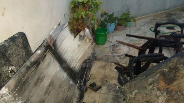 Rescataron a tres adolescentes graves por una explosión seguida de un voraz incendio