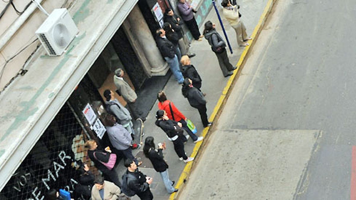 El municipio admite que empeoraron las frecuencias de los colectivos