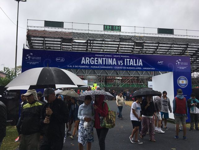 La lluvia interrumpió el partido entre Berlocq y Lorenzi
