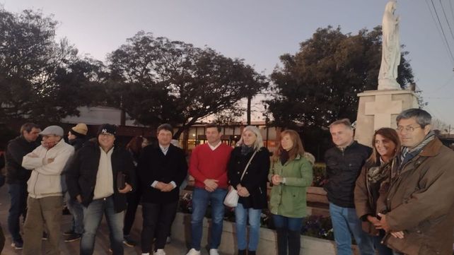 La concentración tuvo lugar frente a la imagen de la Virgen de la Inmaculada Concepción.