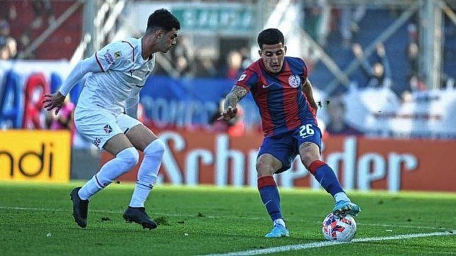 San Lorenzo y Arsenal debutan por la Liga Profesional en el Nuevo Gasómetro.