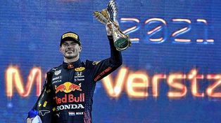 En una carrera histórica, Max Verstappen se consagró campeón de la Fórmula 1.