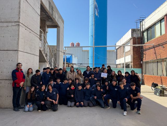 Escalante destacó la importancia de estas inversiones para “fortalecer la educación