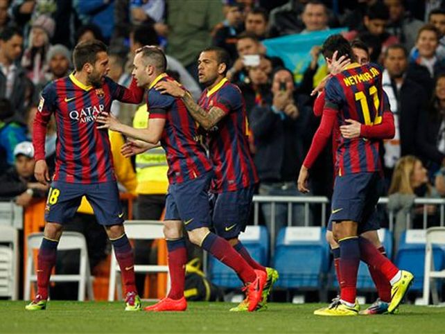 Con un hat-trick de Messi, Barcelona ganó el derby ante el Real y le ...