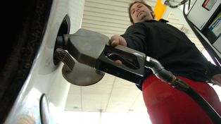 Desde enero, las estaciones de servicio no venderán más con tarjeta de crédito