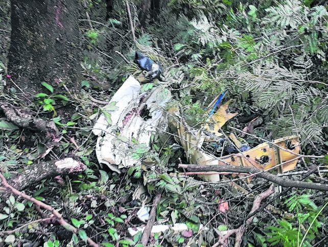 tragedia. La aeronave cayó anteayer en la zona rural de El Naranjo.