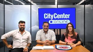 Los directivos charrúas Cristian Yapson y Carlos Lancellotti, junto a Romina Freijomil, la gerenta de Marketing y Comunicación de la empresa patrocinante.