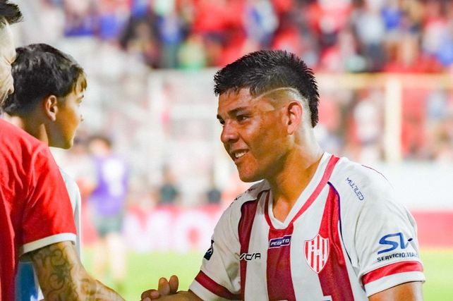 El minuto a minuto del partido entre Unión y Racing en Santa Fe El minuto a minuto del partido entre Unión y Racing en Santa Fe