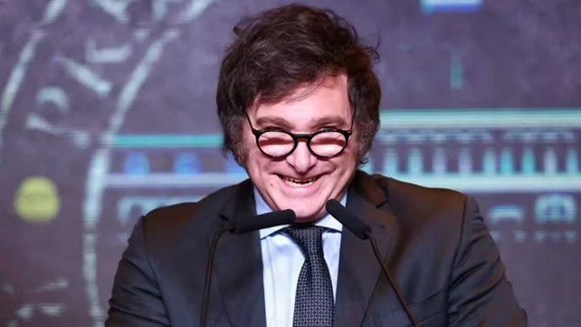 Javier Milei pronunció su primer discurso como presidente electo. Convocó a otras fuerzas a trabajar juntos y anticipó que el ajuste se hará sin gradualismo