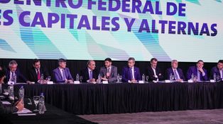 Reunión de intendentes: Francos advirtió que el gobierno subsidia el transporte con la tarjeta Sube