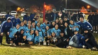 Universidad goleó y se coronó campeón del Apertura de la Primera B femenino