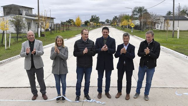 Pavimentan la ruta 23 entre Pronunciamiento y Villa Elisa