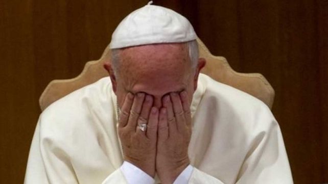 Francisco se mostró dolorido por los atentados en Nueva York, Afganistán y Somalia