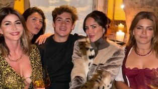 De izquierda a derecha: Majo Martino, Morena López Blanco, Franco Colapinto, Candelaria Tinelli y Natalie Pérez.