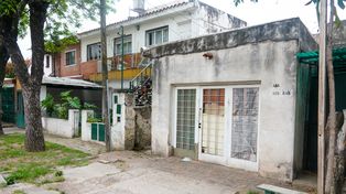 La vivienda del frente en donde hallaron el cuerpo de Ambrossi&nbsp;