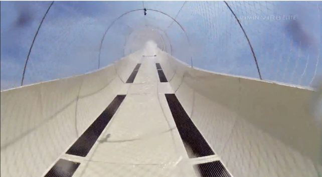 El tobogán de agua más alto del mundo... ¿Te animarías a tirarte?