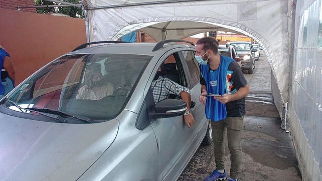 El secretario de Salud habló de la vacunación y los festejos por Colón