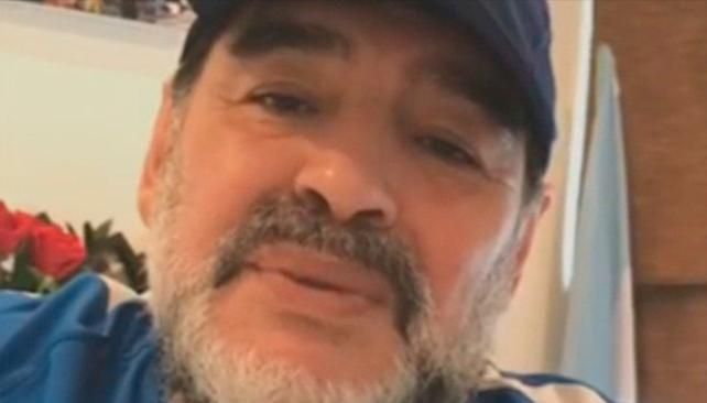 Maradona en Instagram: Alario y Benedetto son cinco Icardi