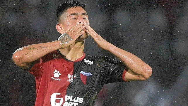 Emanuel Olivera se despidió de los hinchas de Colón a través de sus redes sociales.