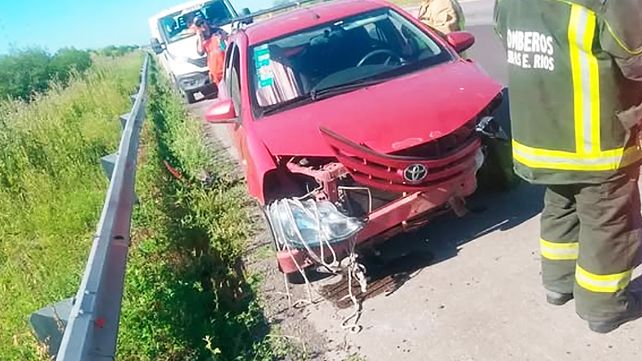 Una mujer oriunda de Haedo perdió el control de su vehículo y terminó impactando contra la defensa del cantero central.&nbsp;