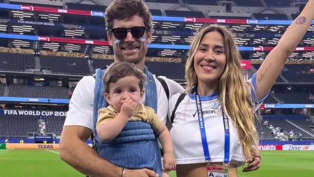 Jimena Barón alentó a la Selección en Estados Unidos junto a su familia