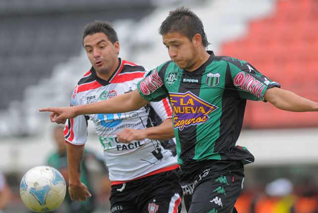 Chicago pasó a la B Nacional y mandó a Chacarita al descenso