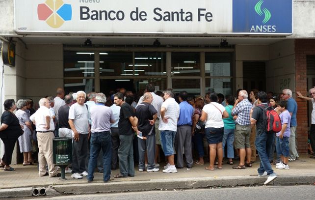 La provincia dará un bono de fin de año de $1000 a empleados públicos