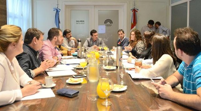 Reunión por las tarifas: para la oposición falta información; el oficialismo apuntó a la EPE