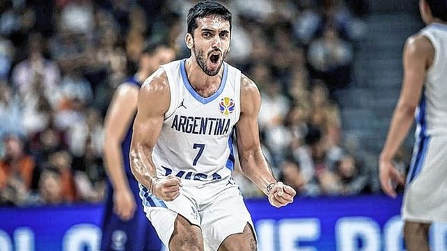 Dallas Mavericks le dio la bienvenida oficial a Campazzo