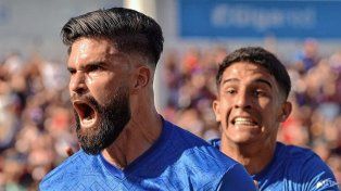Nicolás Orsini le dio la victoria a Unión en la última jugada del partido.