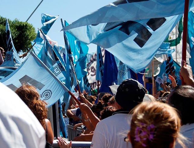 La Provincia evalúa descontar días o pedir la conciliación obligatoria para frenar los paros