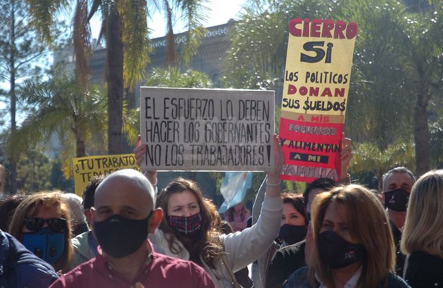 Los comerciantes quieren abrir igual. Los comerciantes quieren abrir igual.