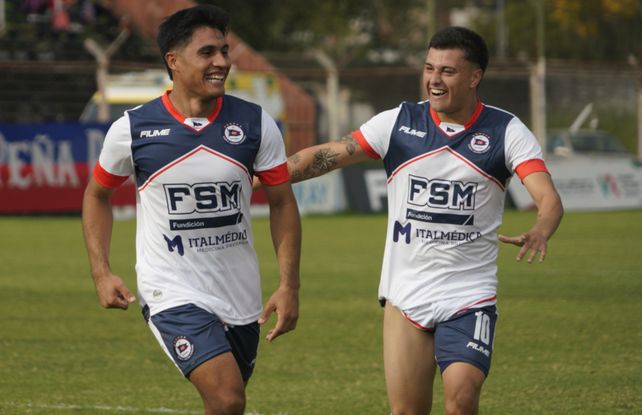 Goleó el Matador. Gonzalo Gómez anotó dos tantos en el triunfo de Central Córdoba ante Mercedes.&nbsp; 