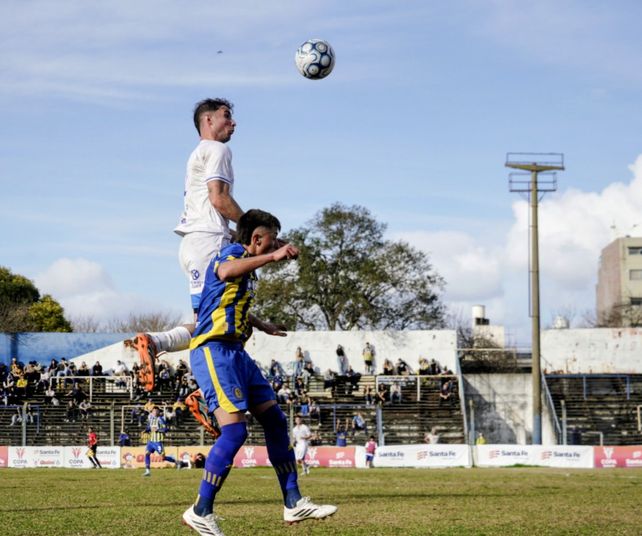Central sacó a Argentino de la Copa Santa Fe, en una nueva definición por penales