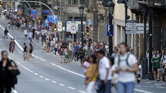 Barcelona, golpeada por el terrorismo en imágenes