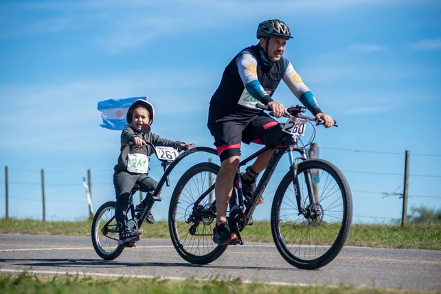 Timbúes: éxito total en la cuarta edición del Rural Bike con más de 200 ciclistas