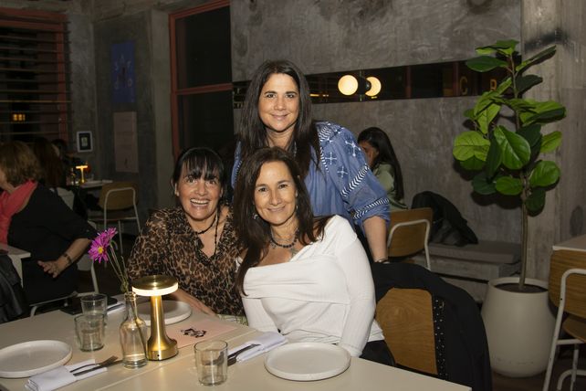 Floris Giménez, Carolina Magníni, Fernanda Luna