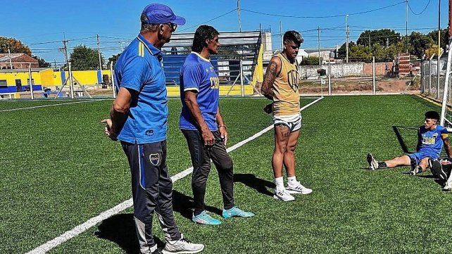 El entrerriano Gustavo Bou es el nuevo DT de Defensores del Barrio Nebel.