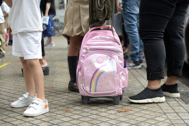 El ciclo lectivo 2022 arrancó sin clases en muchas escuelas