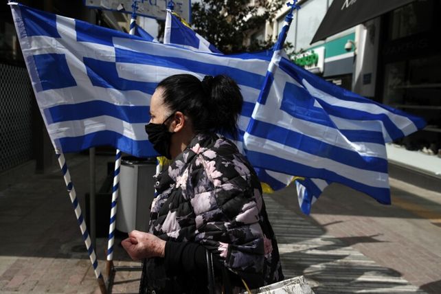 Coronavirus: Grecia marca récord de casos y el gobierno endurece restricciones