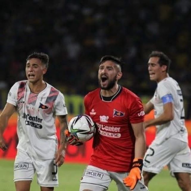 Copa Argentina. Matías Giroldi estuvo en el plantel de Central Córdoba que enfrentó a Boca en el Mario Alberto Kempes.