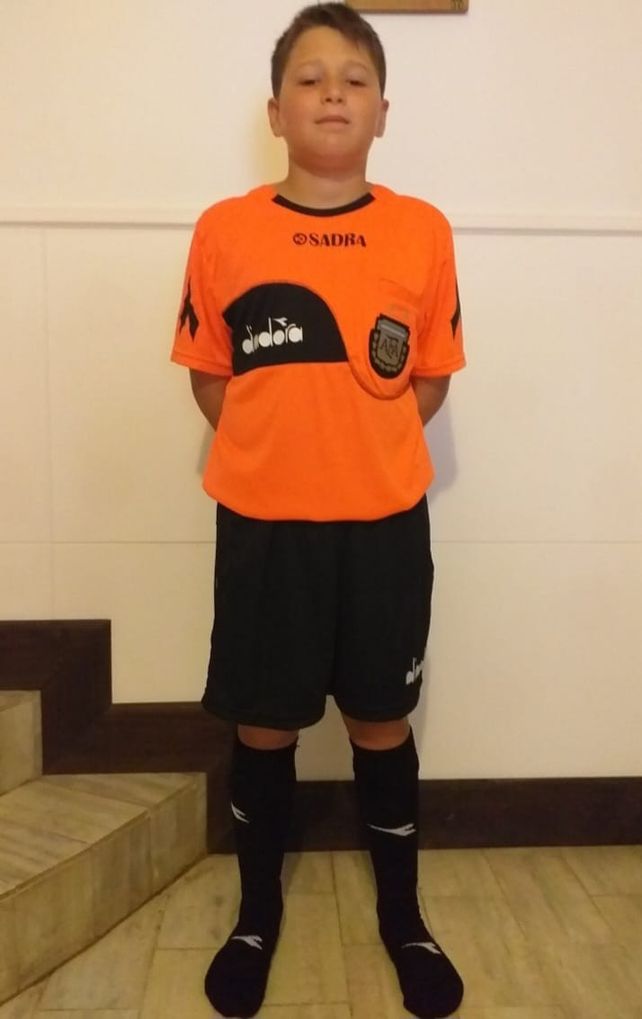 Un santafesino de sólo 13 años es el árbitro más joven del fútbol argentino