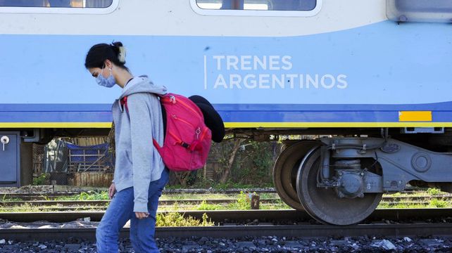 El tren entre Rosario y Santa Fe pasaría por tres departamentos provinciales y tendrán paradas intermedias.